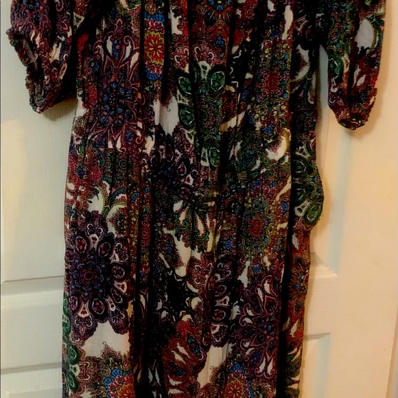 Plus size pasley off shoulder jumpsuit - Picture 4 of 6